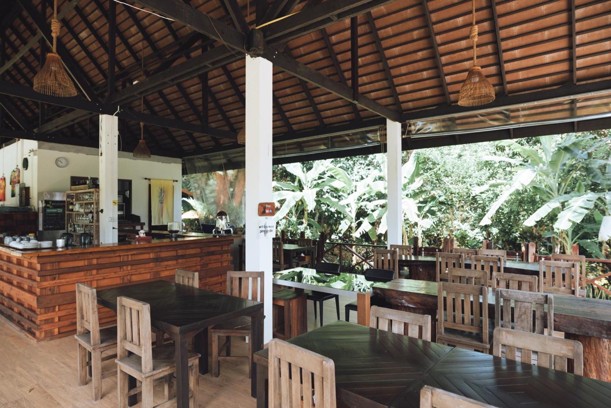 Phayamas Private Beach Resort And Island Brew - Adults Only Koh Phayam Buitenkant foto