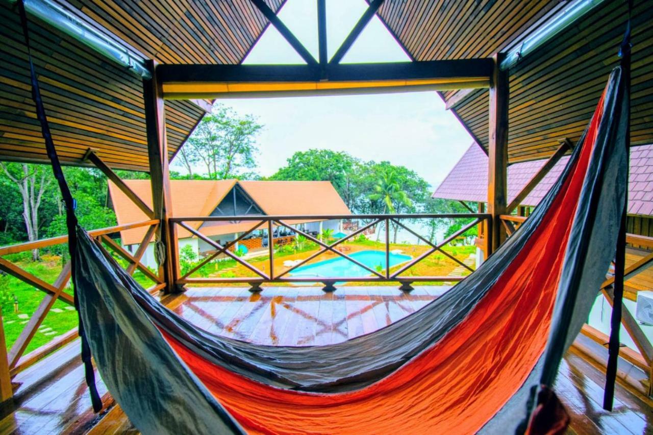 Phayamas Private Beach Resort And Island Brew - Adults Only Koh Phayam Buitenkant foto